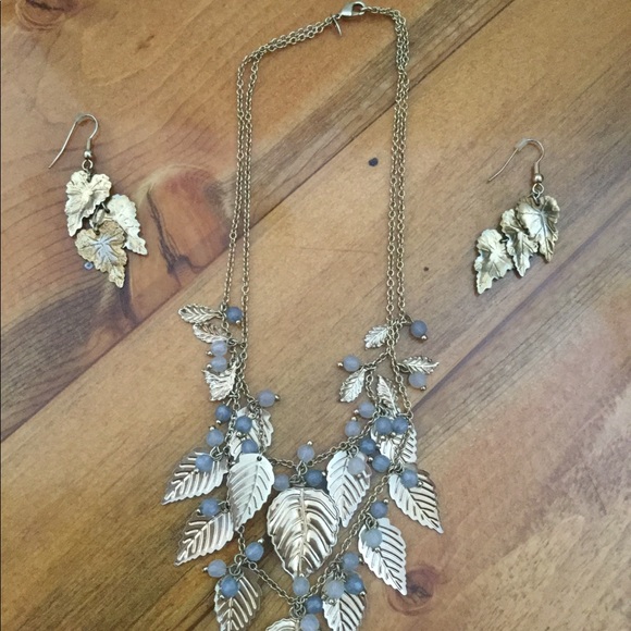 Gold Leaf Necklace Matching Earrings - Picture 2 of 2